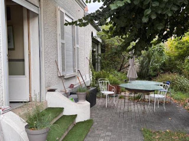 Vente Maison 10 pièces 250 m2 Neuilly Plaisance