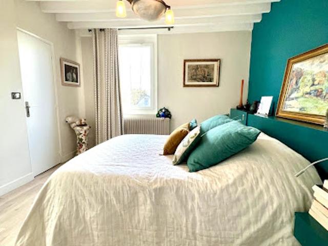 Vente Maison 10 pièces 250 m2 Quevillon