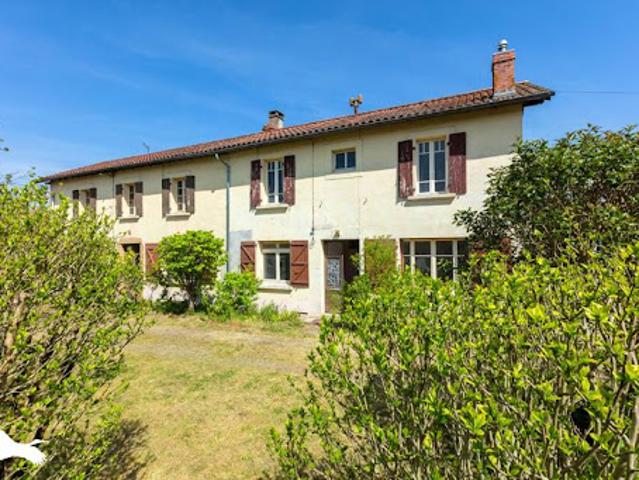 Vente Maison 10 pièces 250 m2 Riscle