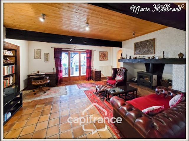 Vente Maison 10 pièces 250 m2 Serignac