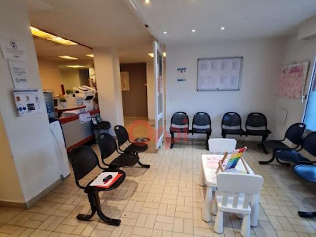 Vente Maison 10 pièces 251 m2 Peronne