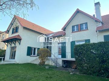 Vente Maison 10 pièces 251 m2 Poissy