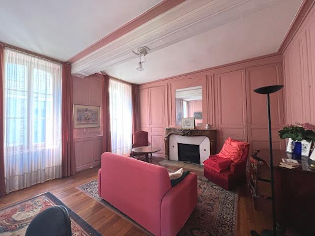 Vente Maison 10 pièces 252.71 m2 Sens