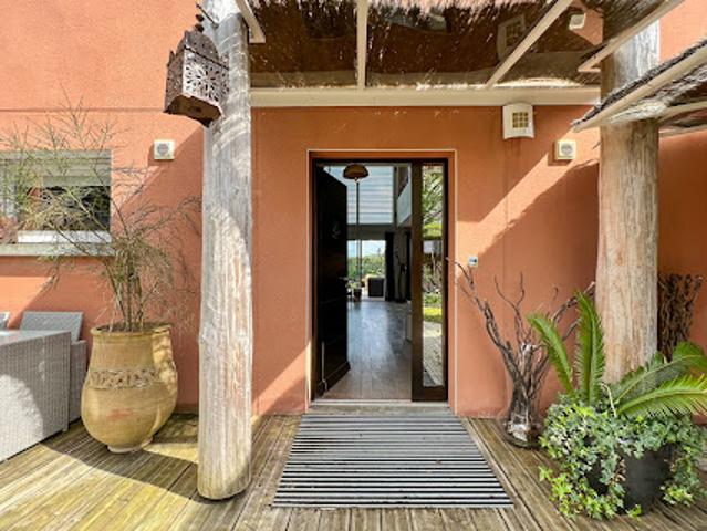 Vente Maison 10 pièces 252 m2 Port sur Saône