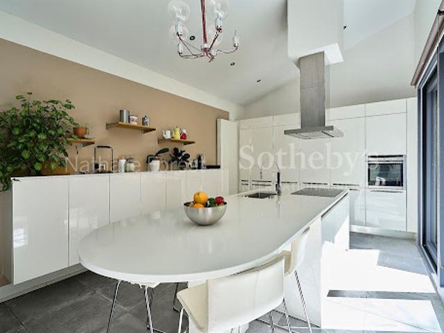 Vente Maison 10 pièces 252 m2 Lille