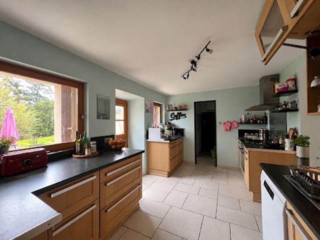 Vente Maison 10 pièces 257 m2 Champagné Saint Hilaire