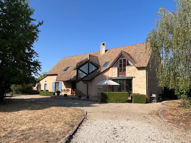 Vente Maison 10 pièces 257 m2 Cuisery