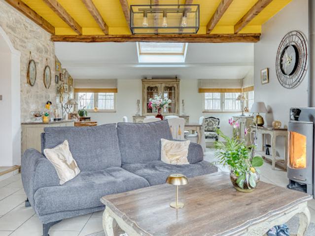 Vente Maison 10 pièces 257 m2 Jambville