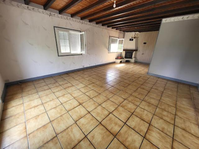 Vente Maison 10 pièces 257 m2 Saint Agnant de Versillat