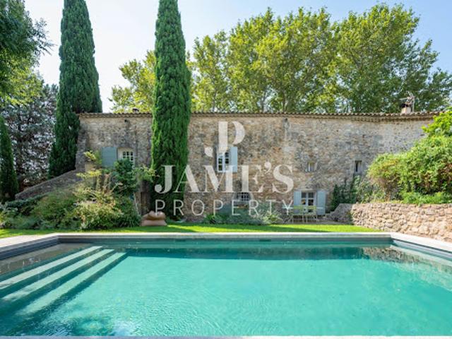 Vente Maison 10 pièces 254 m2 Paradou