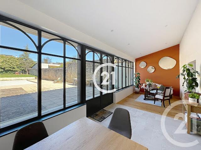 Vente Maison 10 pièces 255 m2 Cognac