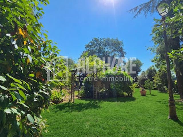Vente Maison 10 pièces 256 m2 Besné