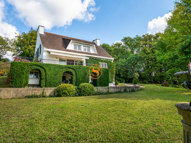 Vente Maison 10 pièces 256 m2 Lamorlaye