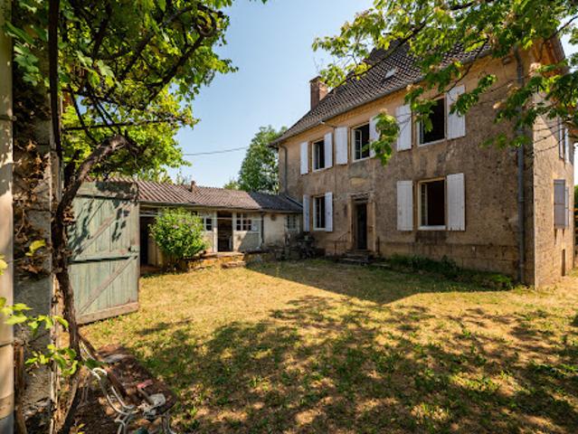 Vente Maison 10 pièces 258 m2 Gourdon
