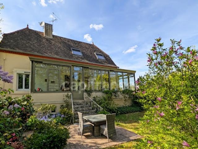 Vente Maison 10 pièces 258 m2 Lessard en Bresse