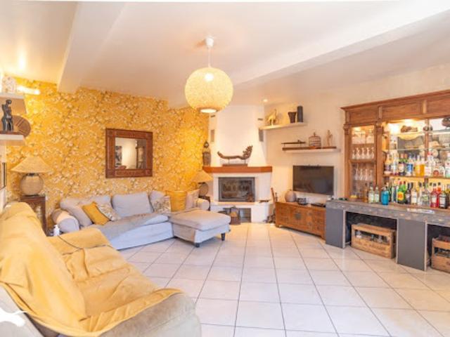 Vente Maison 10 pièces 259 m2 Saint Plancard