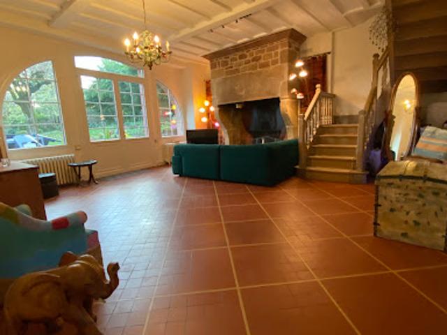 Vente Maison 10 pièces 260 m2 Collonges la Rouge