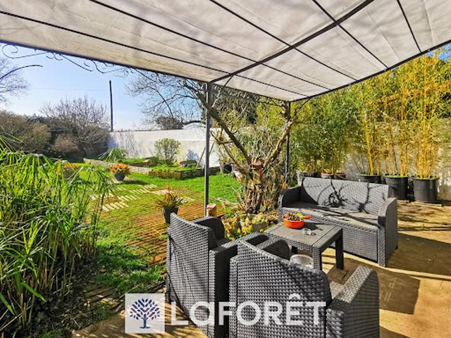 Vente Maison 10 pièces 260 m2 Cozes