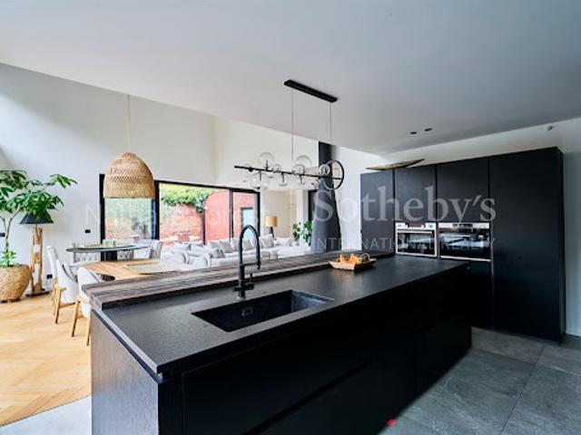 Vente Maison 10 pièces 260 m2 Lannoy