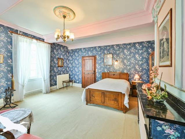 Vente Maison 10 pièces 260 m2 Lescure