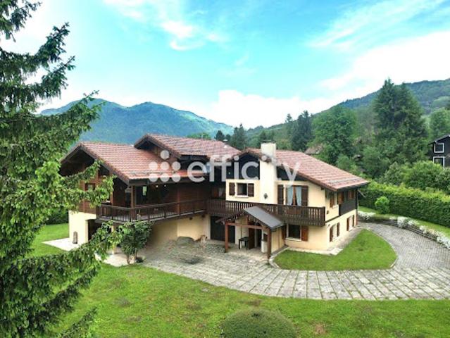 Vente Maison 10 pièces 260 m2 Mégevette