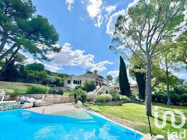 Vente Maison 10 pièces 261 m2 Nimes