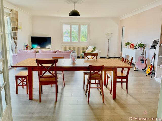 Vente Maison 10 pièces 262 m2 Artigues près Bordeaux