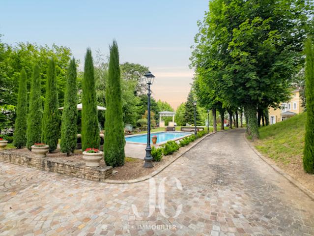 Vente Maison 10 pièces 264 m2 Caluire et Cuire