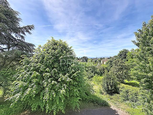 Vente Maison 10 pièces 264 m2 Saint Cyr au Mont d'Or
