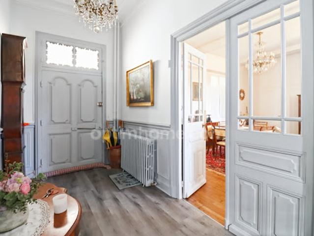 Vente Maison 10 pièces 265 m2 Magnac Laval