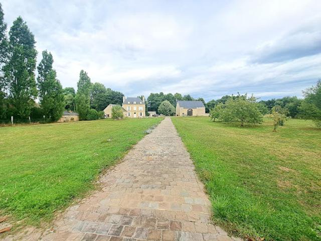 Vente Maison 10 pièces 265 m2 Mortrée