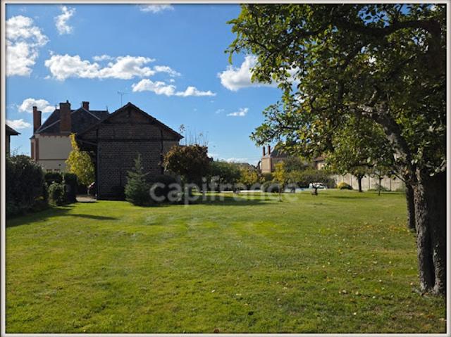 Vente Maison 10 pièces 266 m2 Varennes Changy