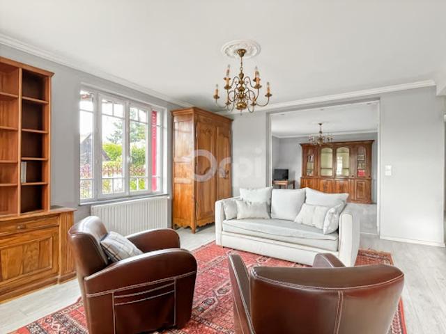 Vente Maison 10 pièces 268 m2 Guichainville