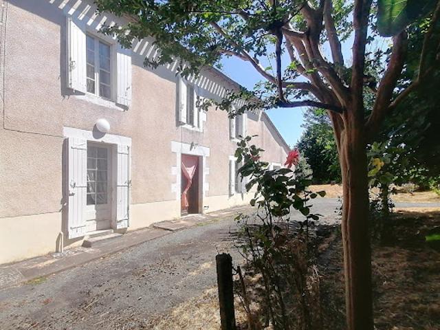 Vente Maison 10 pièces 269 m2 Nastringues