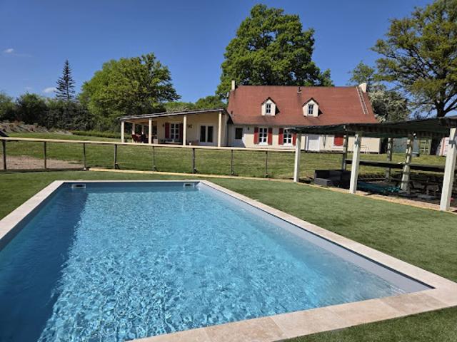 Vente Maison 10 pièces 269 m2 Saint Sulpice les Feuilles