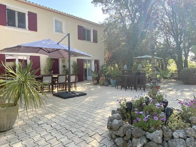 Vente Maison 10 pièces 270 m2 Uzès