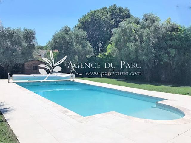 Vente Maison 10 pièces 250 m2 Antibes
