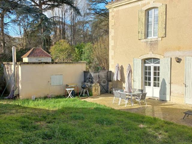 Vente Maison 10 pièces 270 m2 Castelnau d'Auzan
