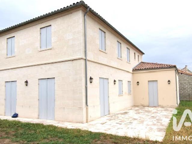 Vente Maison 10 pièces 270 m2 Saint Sulpice de Faleyrens