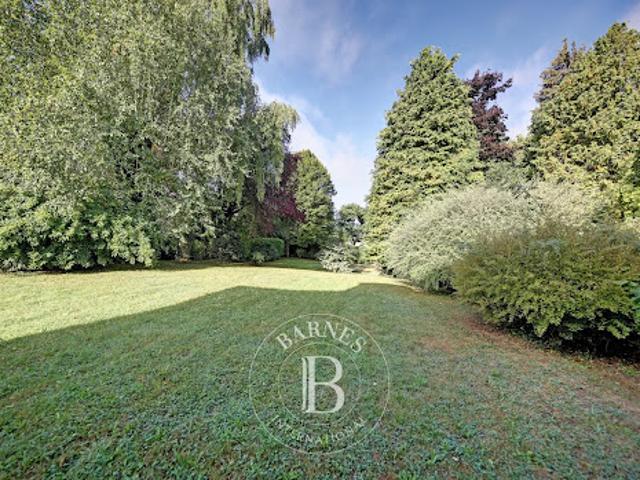 Vente Maison 10 pièces 272 m2 Versailles