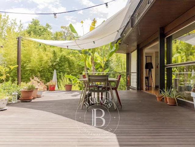 Vente Maison 10 pièces 274 m2 Talence