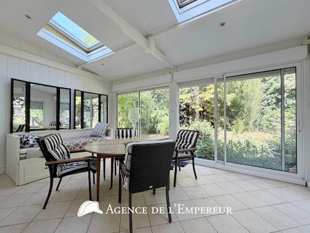 Vente Maison 10 pièces 274 m2 Rueil Malmaison