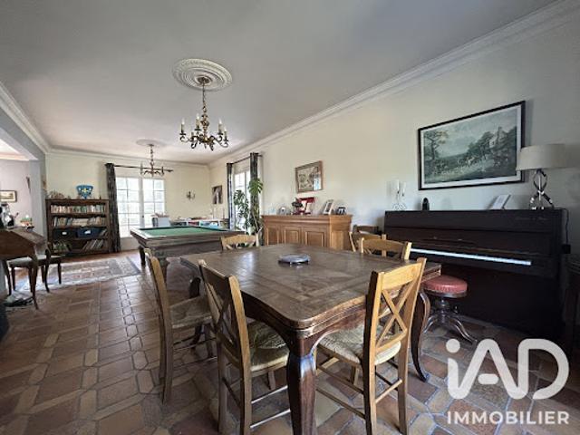Vente Maison 10 pièces 275 m2 Loyat