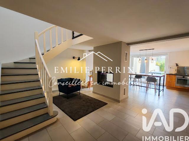 Vente Maison 10 pièces 275 m2 Saint François Lacroix
