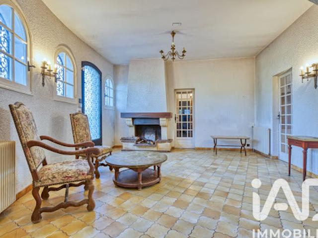 Vente Maison 10 pièces 283 m2 Merignac