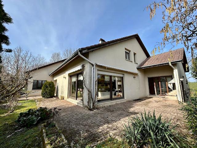 Vente Maison 10 pièces 280 m2 Madonne et Lamerey