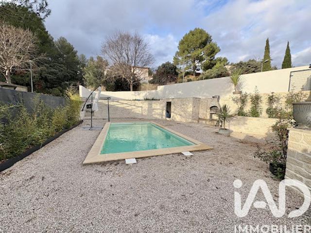 Vente Maison 10 pièces 280 m2 Nimes