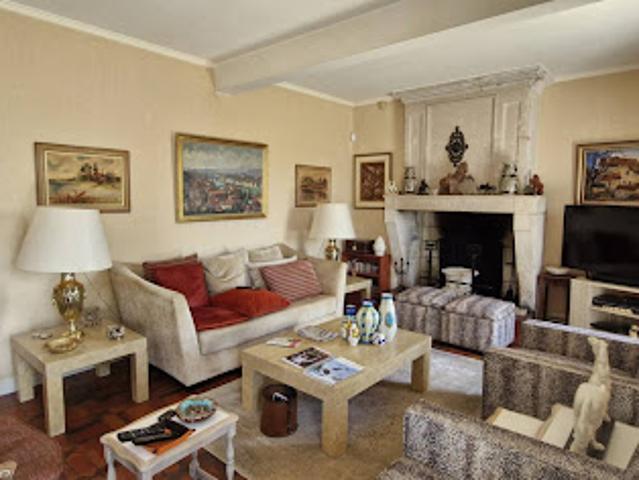 Vente Maison 10 pièces 280 m2 Saint Fort sur Gironde