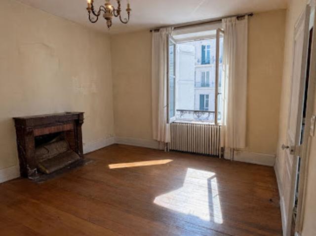Vente Maison 10 pièces 281 m2 Vesoul