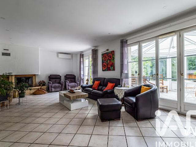 Vente Maison 10 pièces 281 m2 Bornel